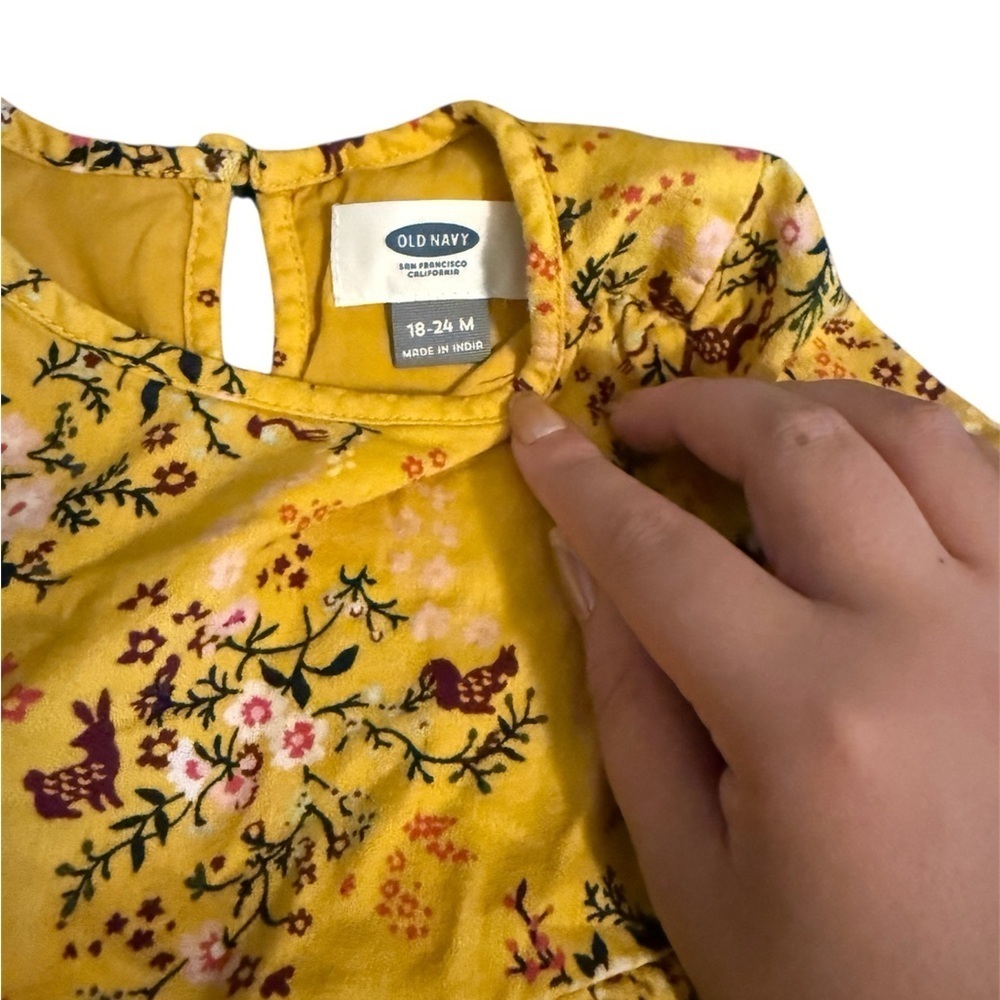 Old Navy Yellow Floral Kids Dress - Picture 3 of 3